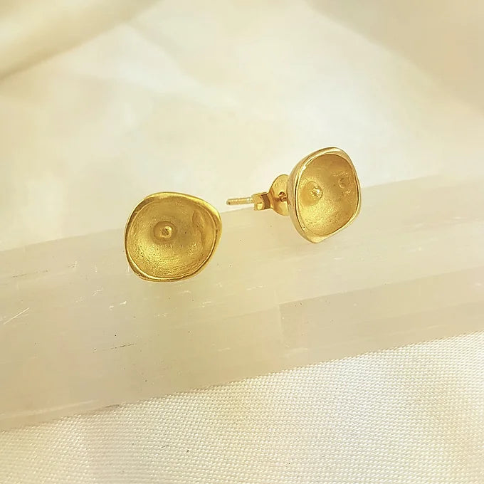 Little Pod Stud Earrings