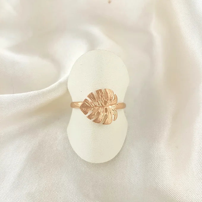Sterling silver monstera leaf ring