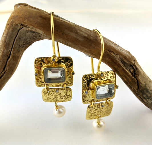 Golden Sitar Square Earrings